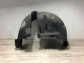 Rear arch fender liner splash guards