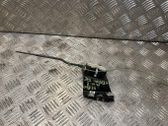 Bouton interrupteur de trappe à essence