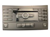 Radio/CD/DVD/GPS head unit