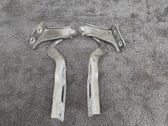 Engine bonnet/hood hinges