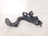 Tailgate/trunk/boot hinge