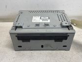 Radio / CD-Player / DVD-Player / Navigation