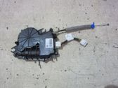 Tailgate exterior lock