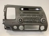 Radio/CD/DVD/GPS-pääyksikkö