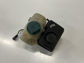 Coolant expansion tank/reservoir