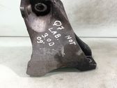 Engine mounting bracket