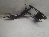 Radiator mount bracket