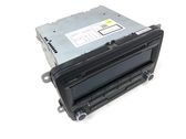 Radio / CD-Player / DVD-Player / Navigation