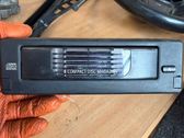 Radio/CD/DVD/GPS-pääyksikkö