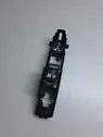 Rear door exterior handle/bracket