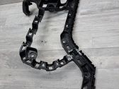Rear bumper mounting bracket