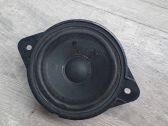 Parcel shelf speaker
