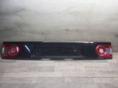 Rear light center trim bar blend