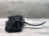 Battery tray