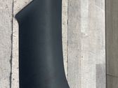 (C) garniture de pilier