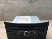 Radio / CD-Player / DVD-Player / Navigation