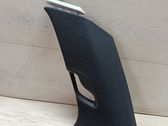 (C) garniture de pilier
