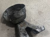 Engine mounting bracket
