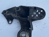 Engine mounting bracket