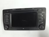 Radio / CD-Player / DVD-Player / Navigation