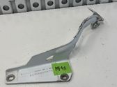 Engine bonnet/hood hinges