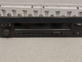 Radio / CD-Player / DVD-Player / Navigation