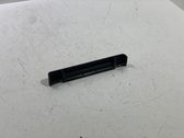 Autres pièces compartiment moteur