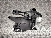 Rear door exterior handle/bracket
