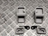 Support, fixation pour filet à bagages