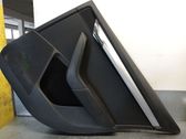 Moldura del tarjetero de la puerta trasera