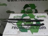 Brazo del limpiaparabrisas delantero