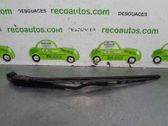 Rear wiper blade arm