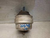 Engine mount bracket