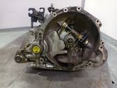 Mechaninė 5 pavarų dėžė