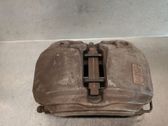 Caliper de freno delantero