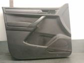 Moldura del tarjetero de la puerta trasera