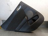 Moldura del tarjetero de la puerta trasera