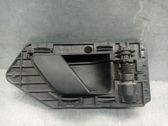 Manecilla interna puerta delantera