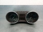 Geschwindigkeitsmesser Cockpit