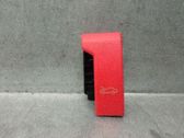 Manecilla interna puerta delantera