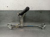Regulador de puerta trasera con motor