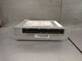 Radio / CD-Player / DVD-Player / Navigation