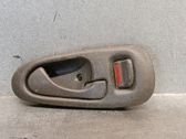 Manecilla interna puerta delantera