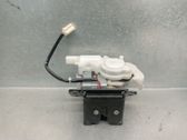 Tailgate lock latch