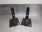 Front bumper mounting bracket