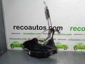 Cerradura de puerta delantera