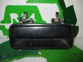 Manecilla externa puerta delantera