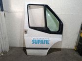 Porte avant