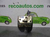 Cerradura del portón trasero