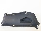 seitliche Verkleidung Kofferraum